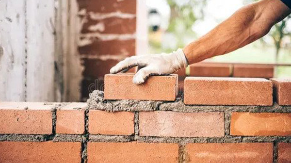 Comparison of semi-clay bricks and cement bricks in building